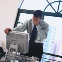 computer-upset-guy.jpg